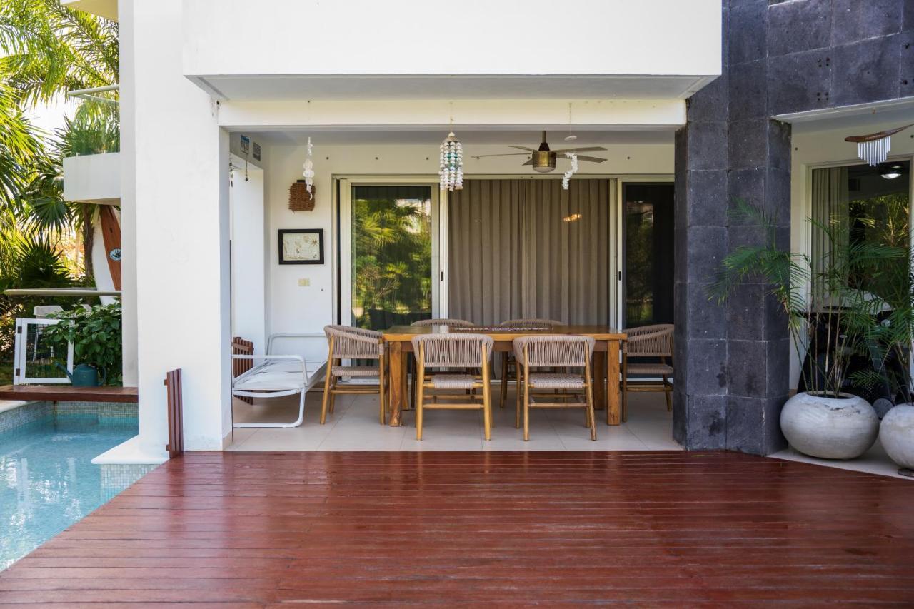 Stunning Ocean Front By Condo Boutique Playa del Carmen Exterior photo